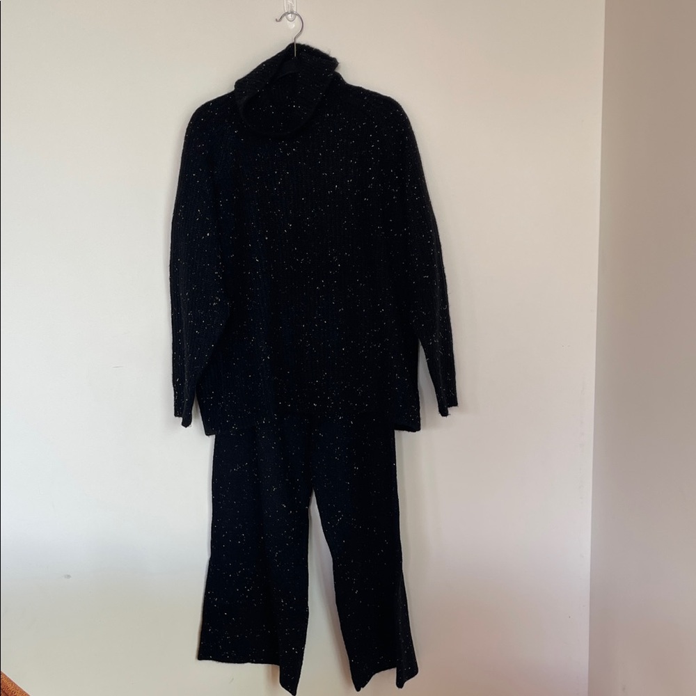 Women's Black Knit Pants & Jumpsuit Set